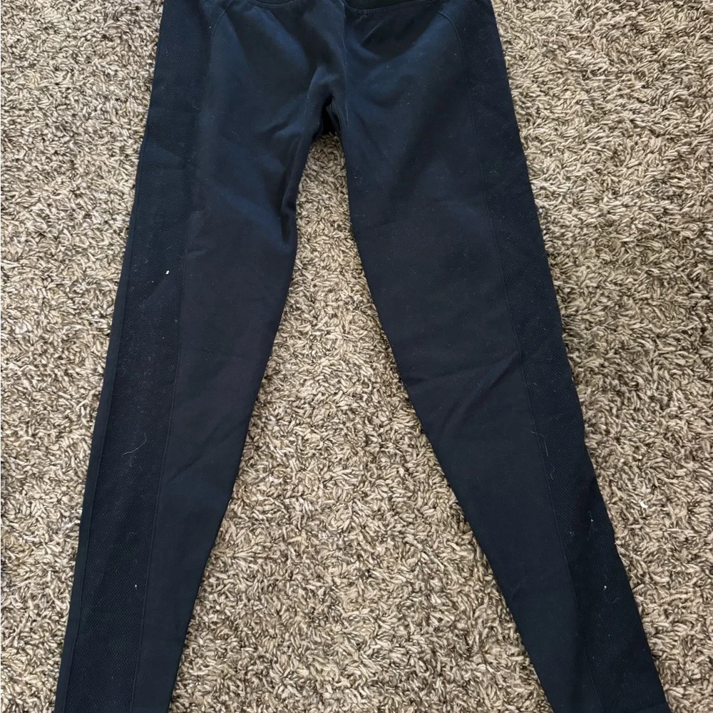 Gymshark Bundle Black Leggings - Picture 2 of 3
